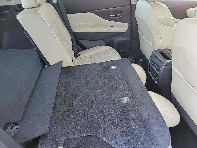 Certified 2024 Nissan Murano Platinum w/ Cargo Package AWD/4WD image 16