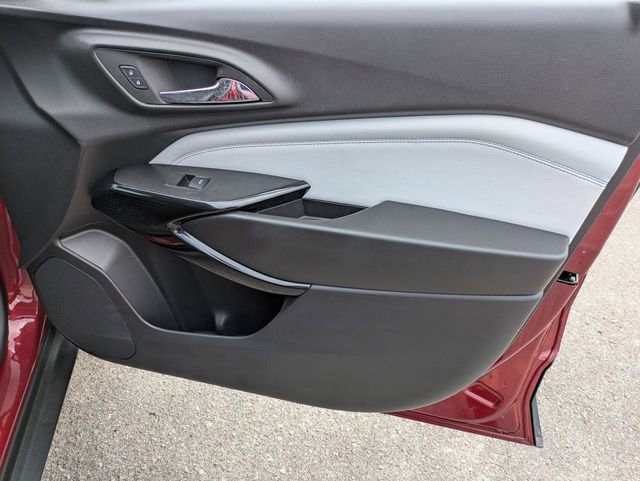 Used 2025 Chevrolet Trax LT image 31