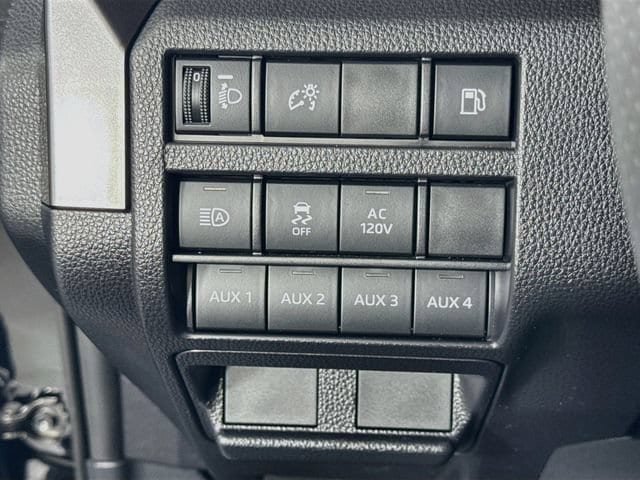 Certified 2025 Toyota 4Runner TRD Off-Road AWD/4WD image 11