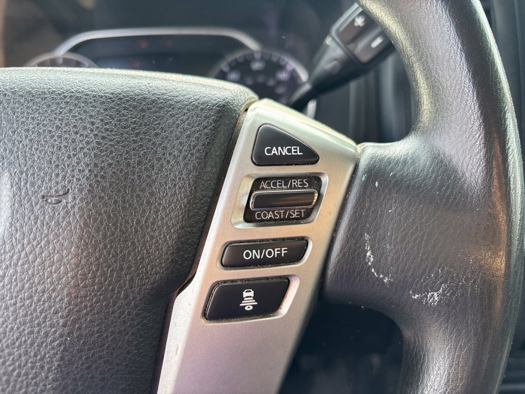 Used 2022 Nissan Titan SV RWD image 19