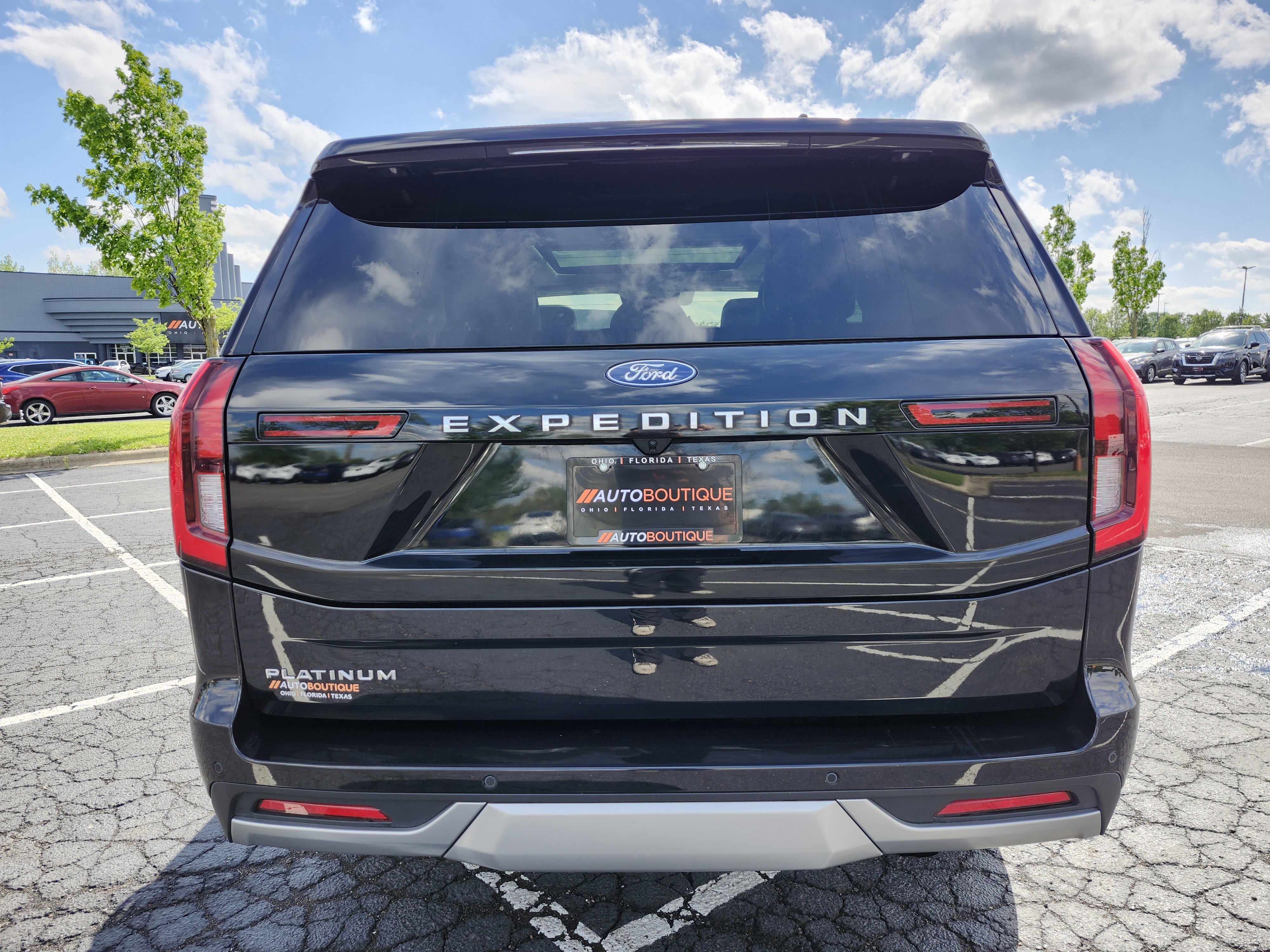 Used 2025 Ford Expedition Platinum AWD/4WD image 20