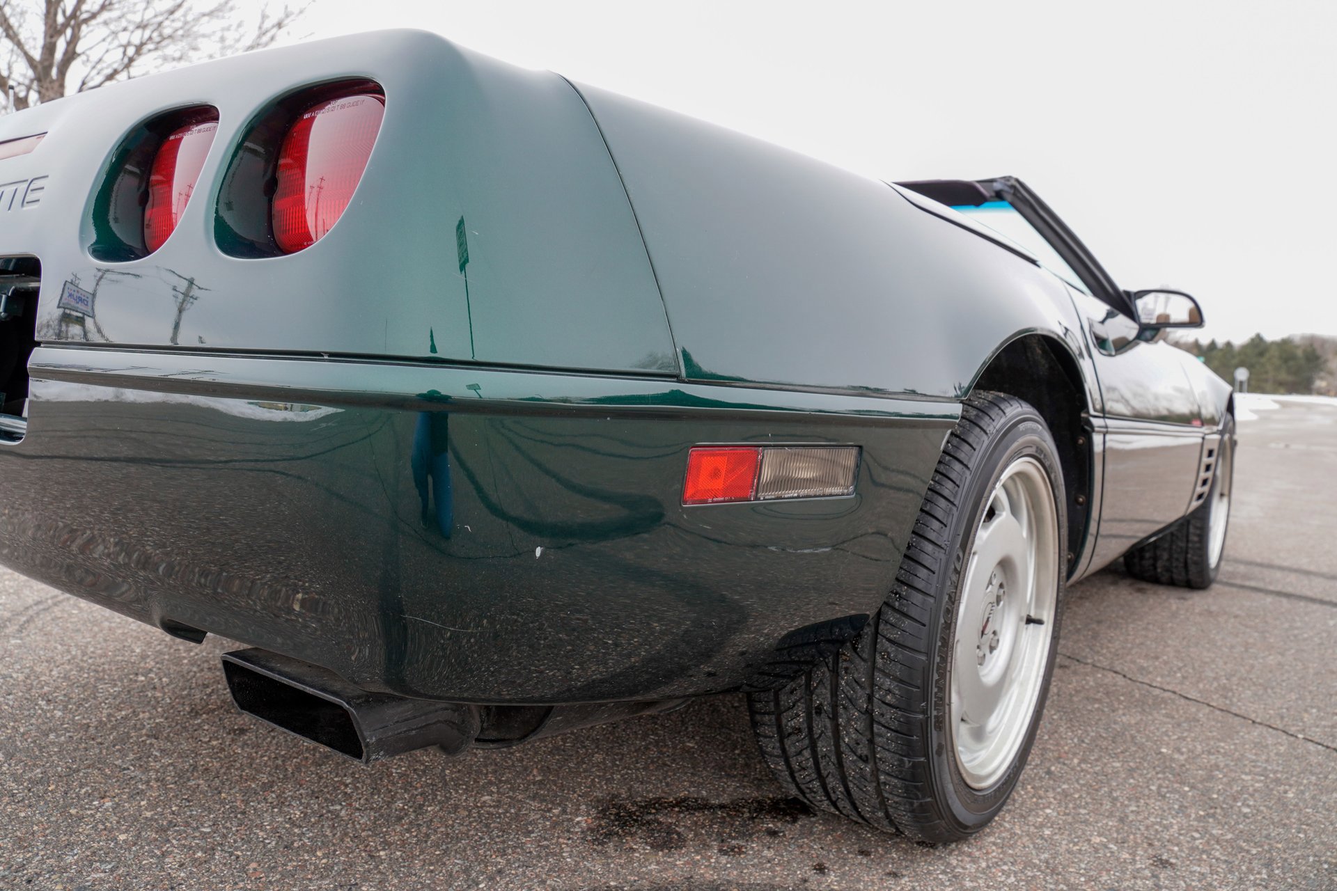 Used 1992 Chevrolet Corvette 2dr Convertible image 16