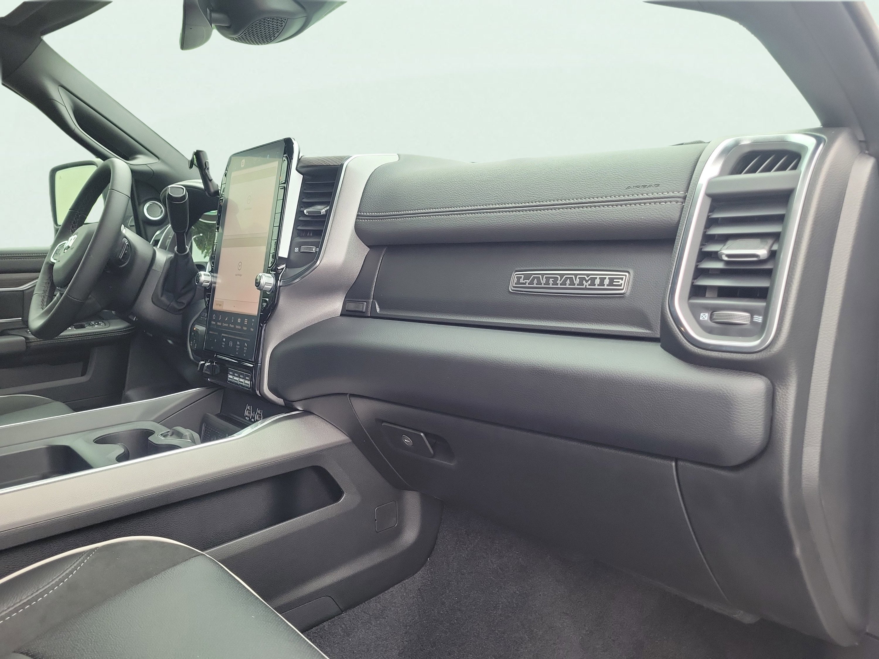 New 2026 RAM 2500 Laramie AWD/4WD image 20