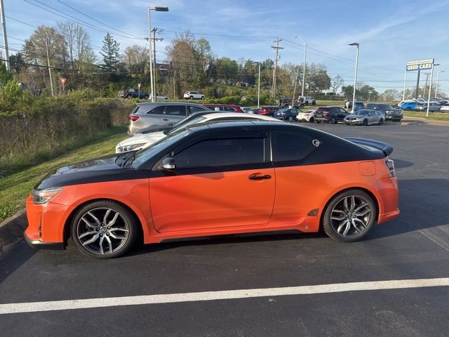 Used 2015 Scion tC image 3