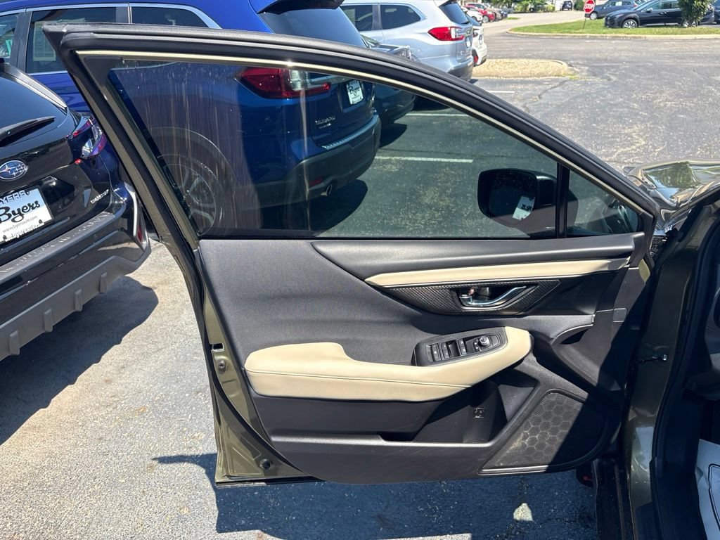 Certified 2023 Subaru Outback Premium AWD/4WD image 18