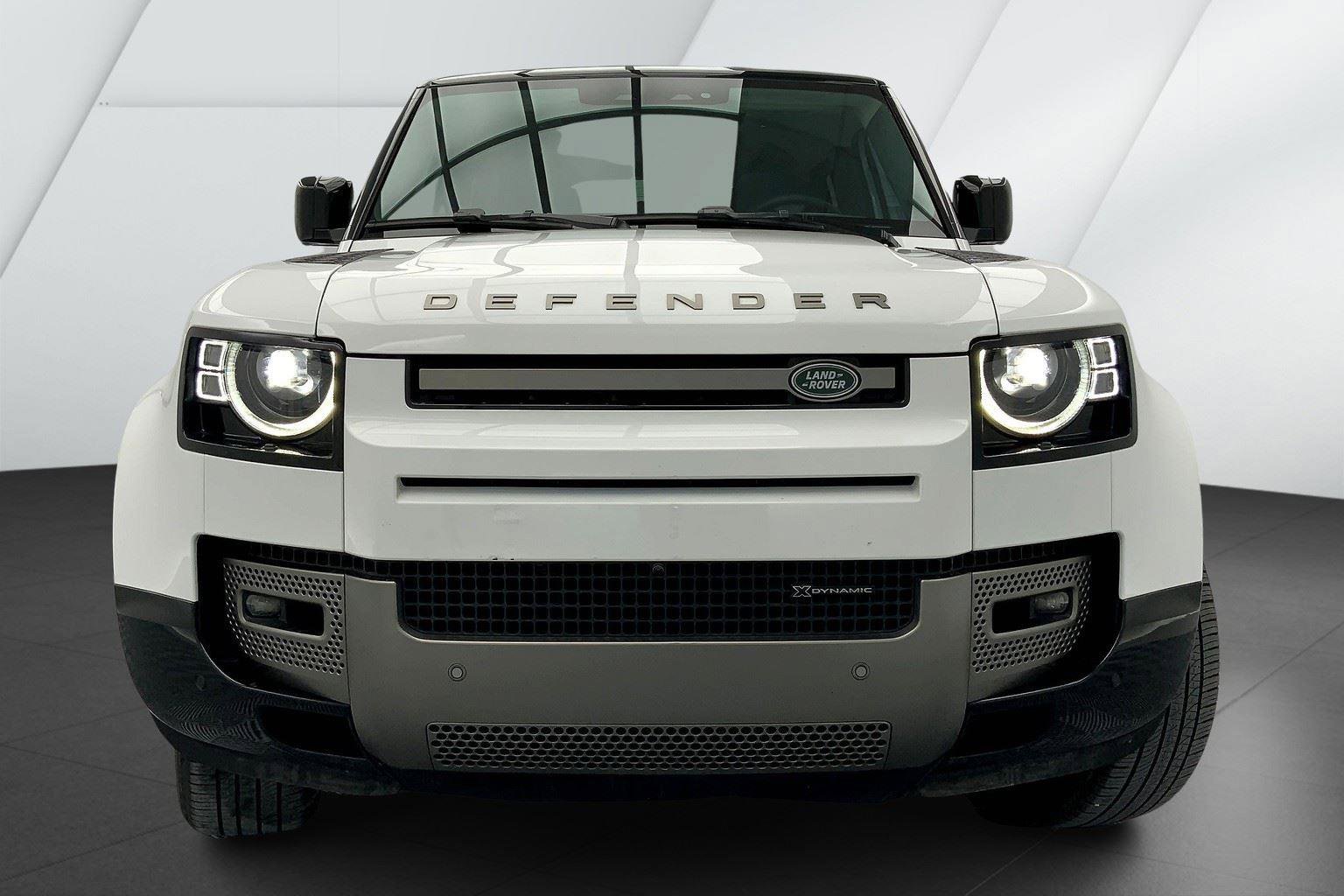Certified 2022 Land Rover Defender 110 X-Dynamic HSE image 2