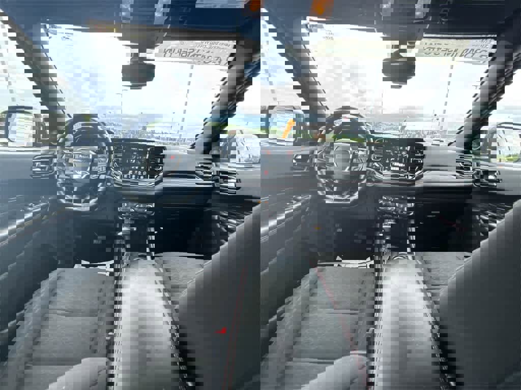 Used 2024 Dodge Durango GT image 10