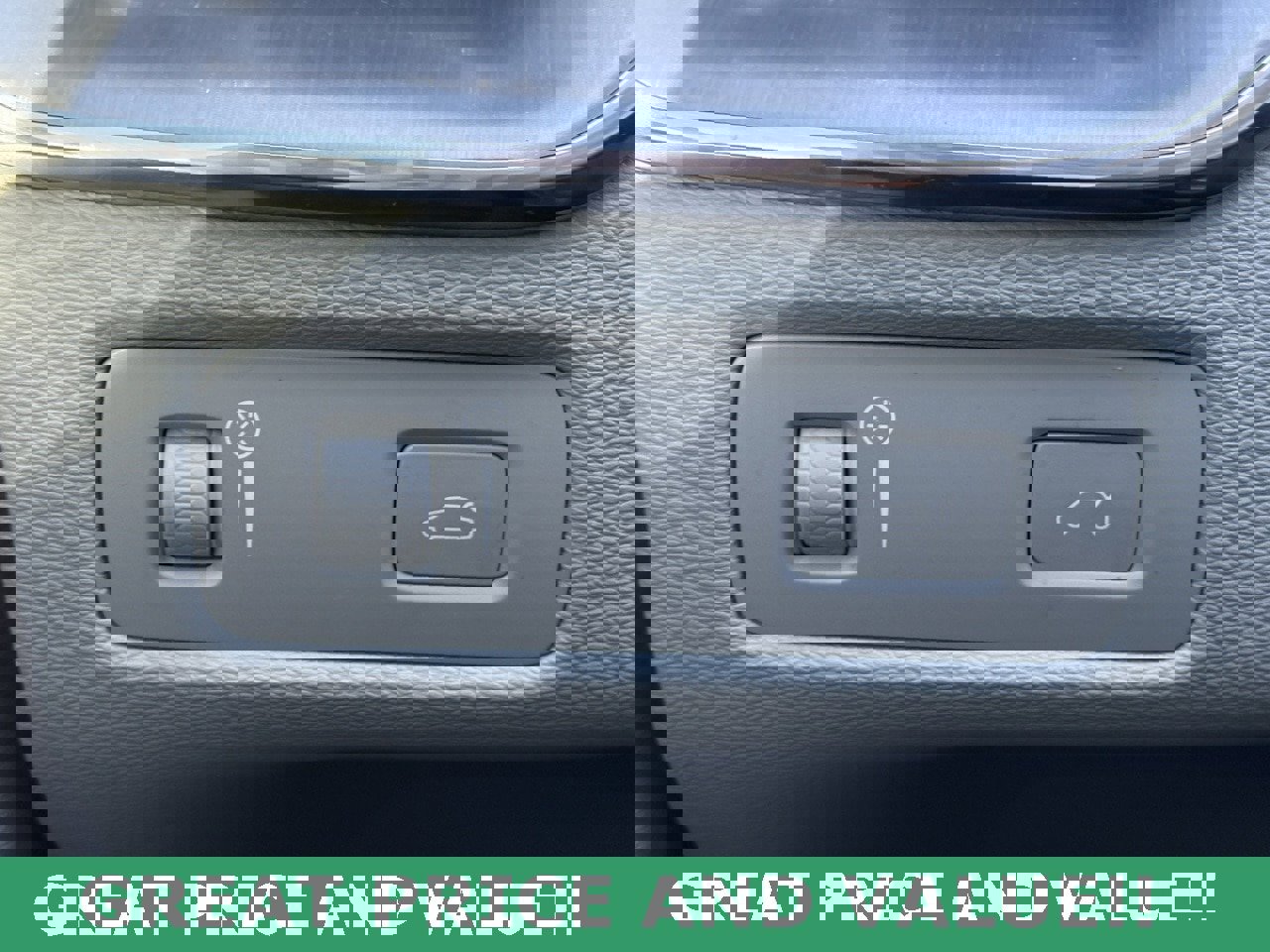 Used 2019 Volvo XC60 T5 Momentum image 19