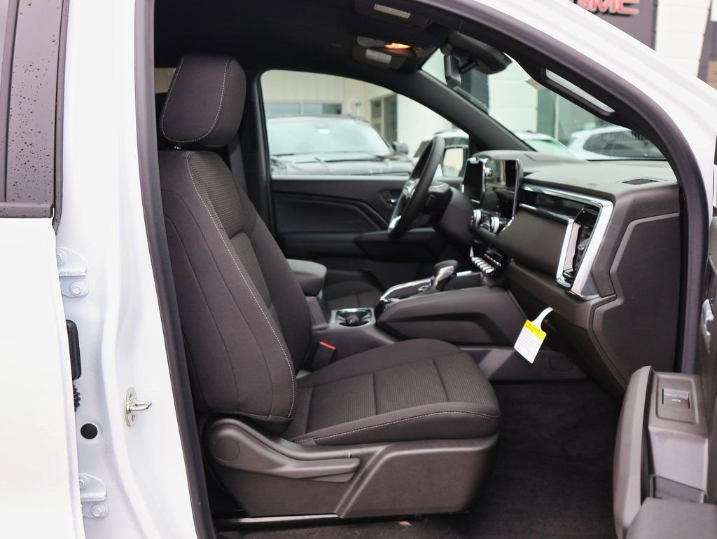 New 2026 GMC Canyon Elevation w/ Convenience Package image 24