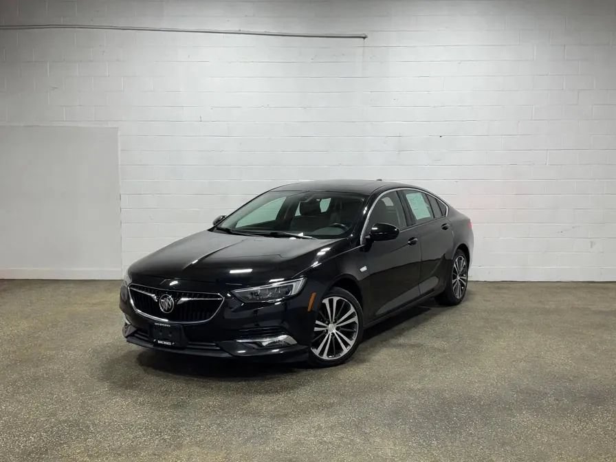 Used 2020 Buick Regal Essence FWD image 5