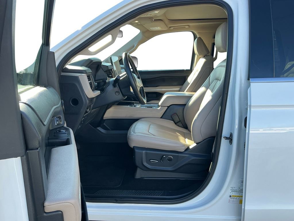 Used 2024 Ford Expedition Max Limited image 14