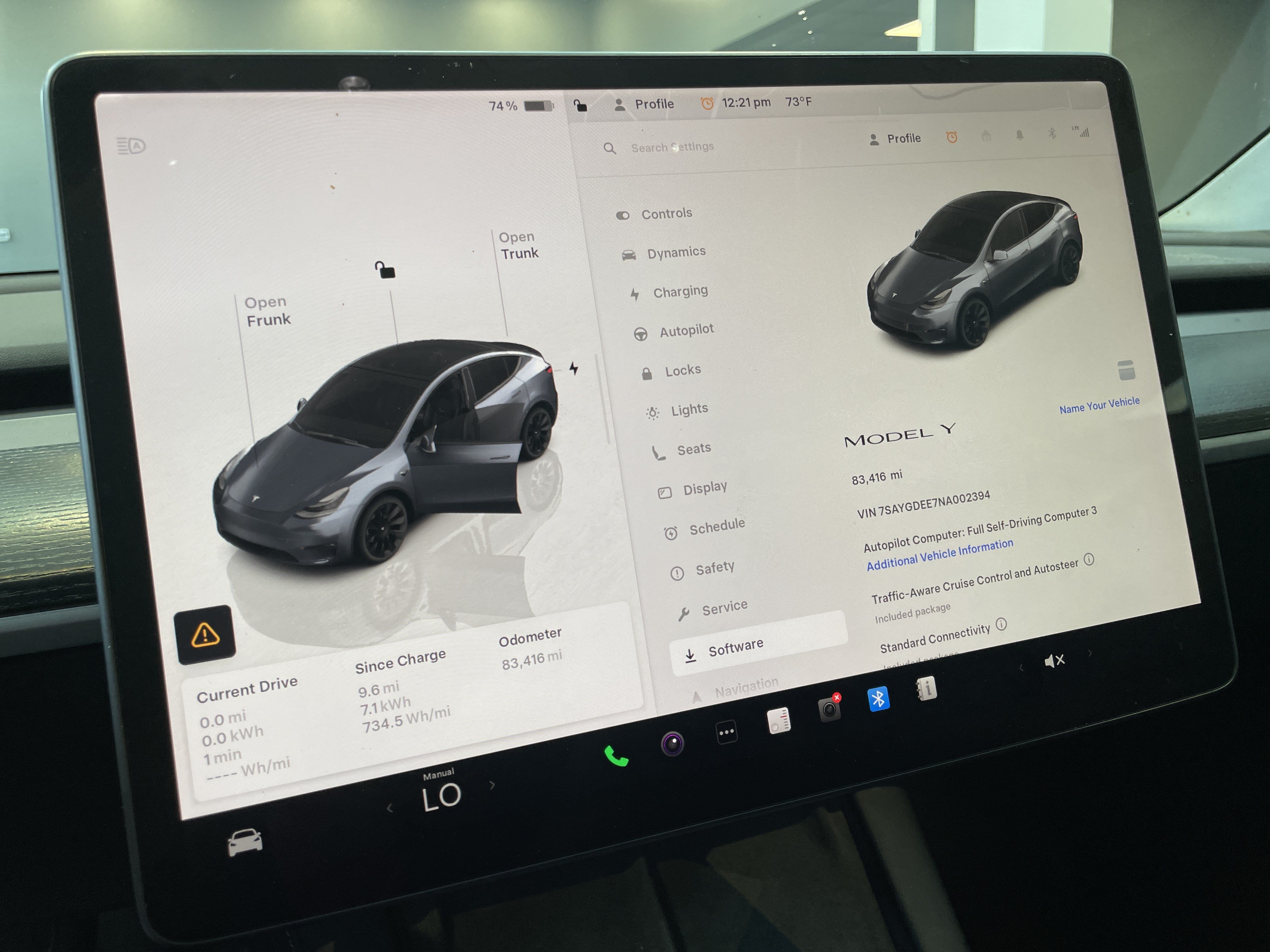 Used 2022 Tesla Model Y Long Range AWD/4WD image 23