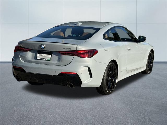 Used 2026 BMW 430i xDrive Coupe w/ M Sport Package AWD/4WD image 6