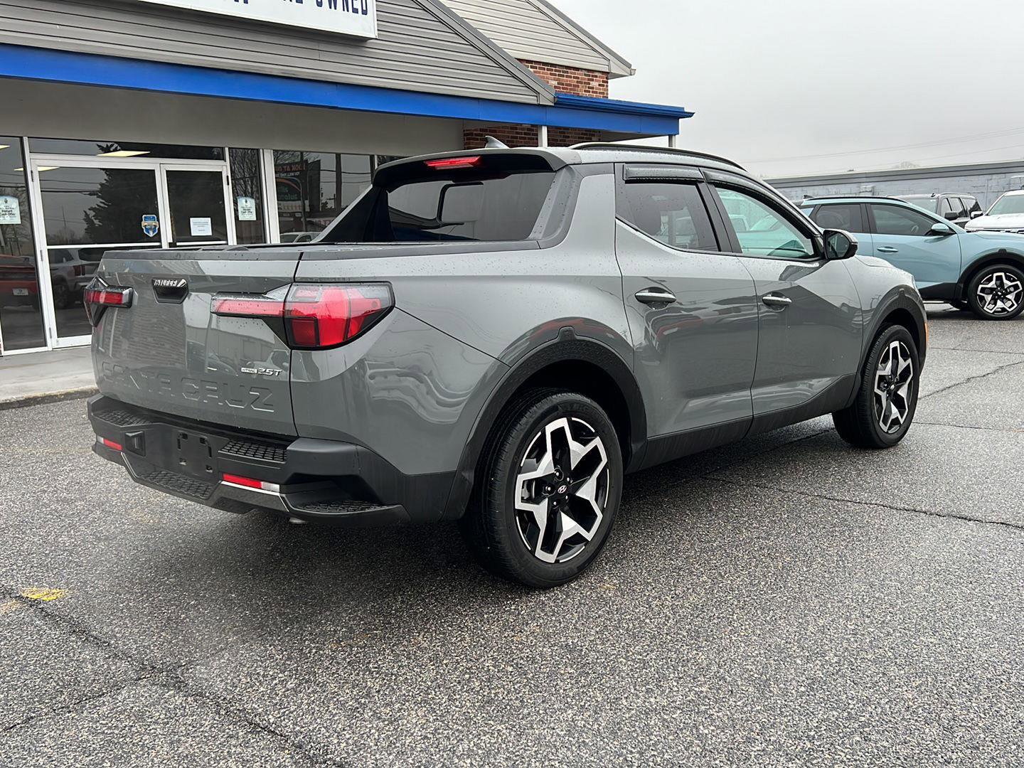 Certified 2023 Hyundai Santa Cruz Limited image 5