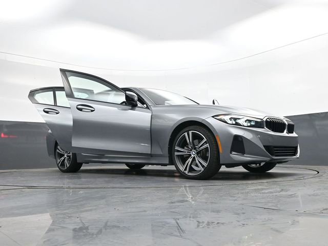 Used 2023 BMW 330i Sedan image 44