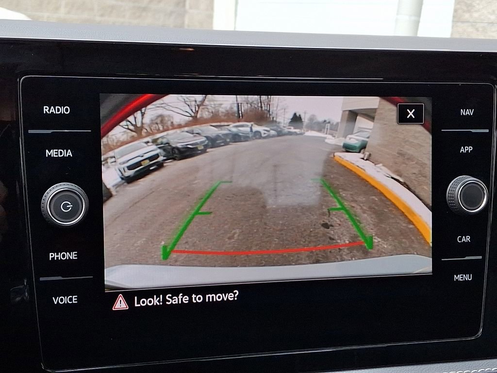 Certified 2025 Volkswagen Jetta SEL image 20