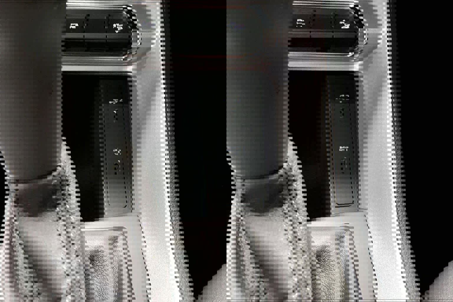 Certified 2025 Audi Q3 2.0T Premium image 36