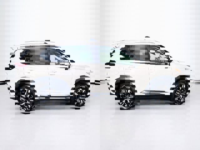 Certified 2023 Nissan Rogue SL w/ SL Premium Package AWD/4WD image 4