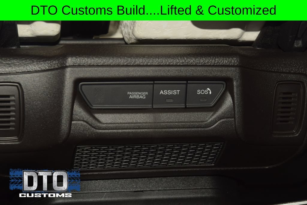 Used 2025 Jeep Gladiator Rubicon w/ Safety Group AWD/4WD image 50
