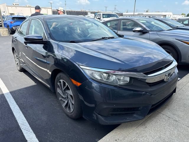 Used 2018 Honda Civic EX image 3
