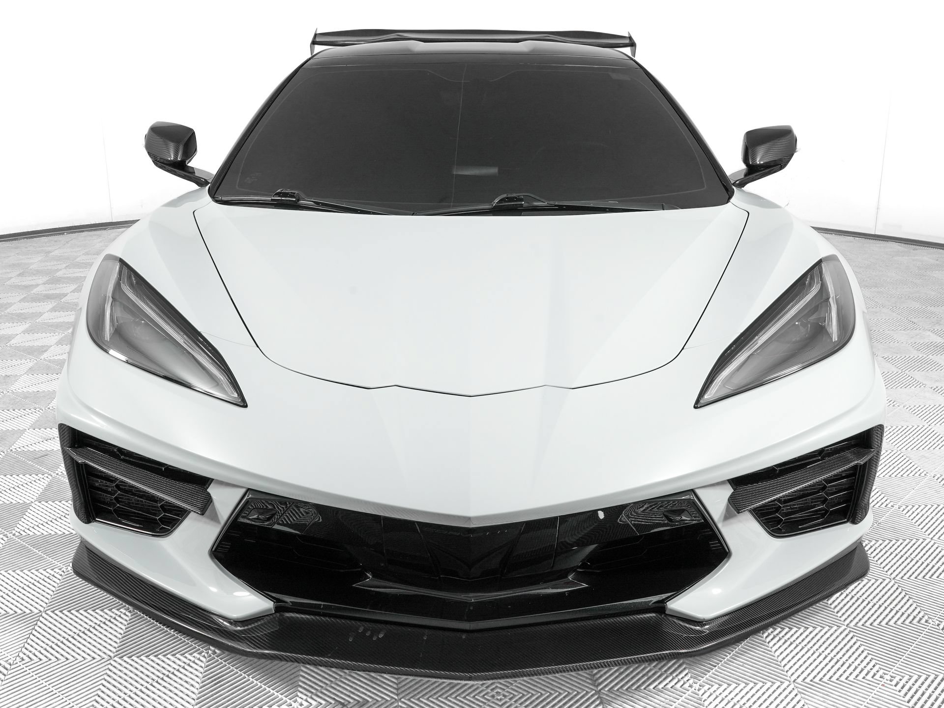 Used 2020 Chevrolet Corvette Stingray Preferred Cpe w/ 2LT Preferred Equipment Group RWD image 2