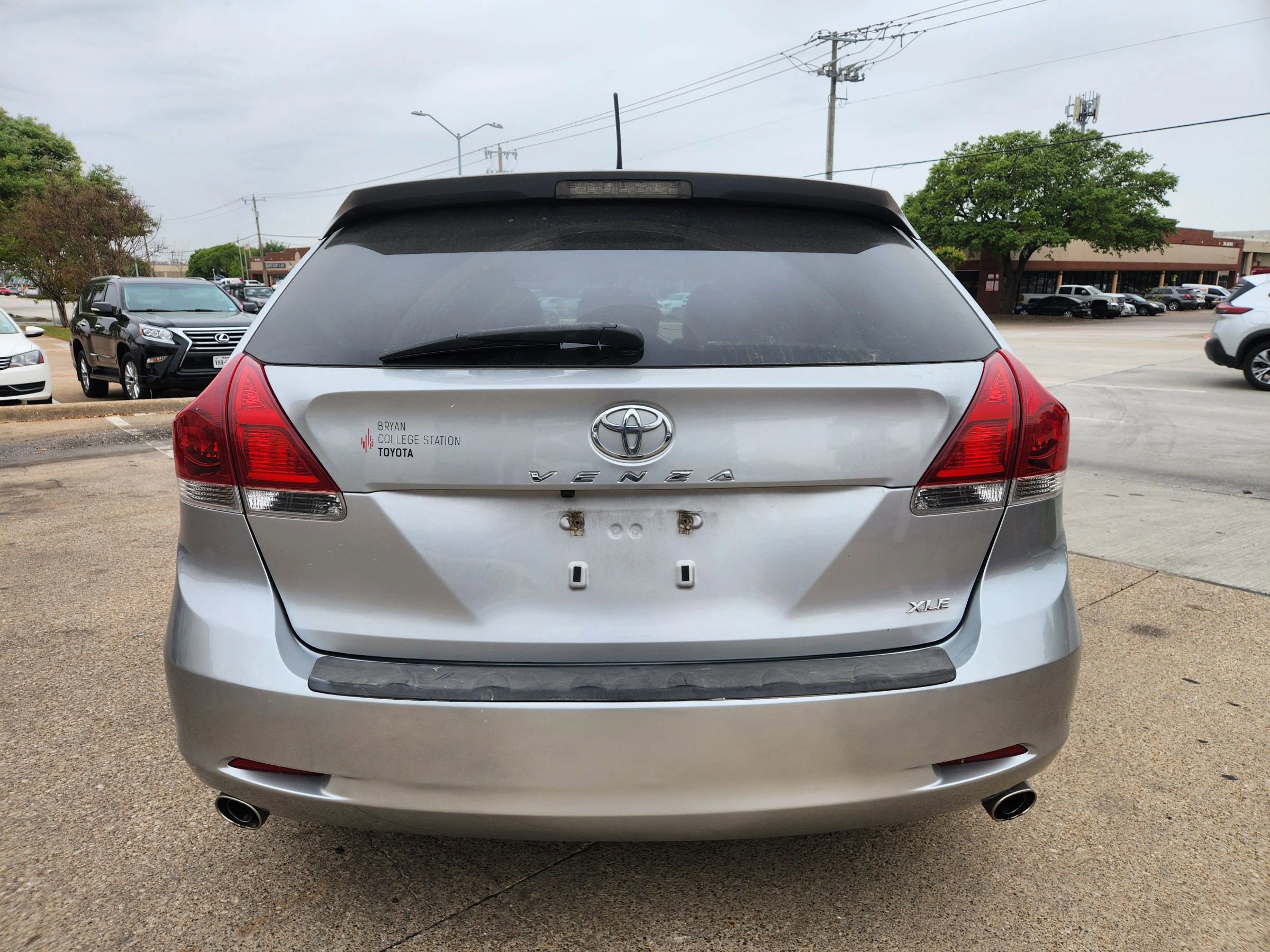 Used 2015 Toyota Venza XLE w/ XLE Premium Package FWD image 4