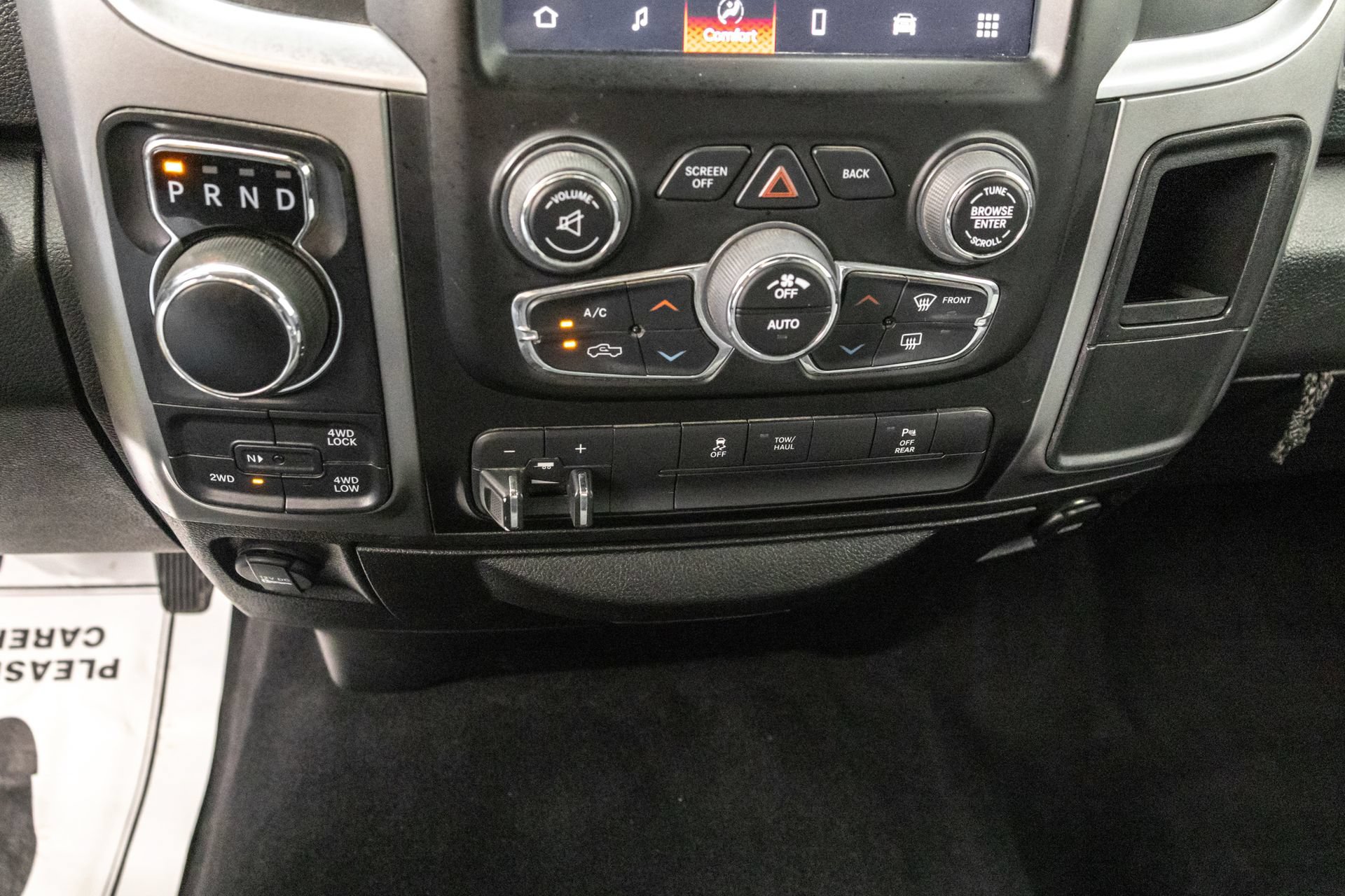 Used 2022 RAM 1500 Classic SLT w/ Electronics Group AWD/4WD image 29