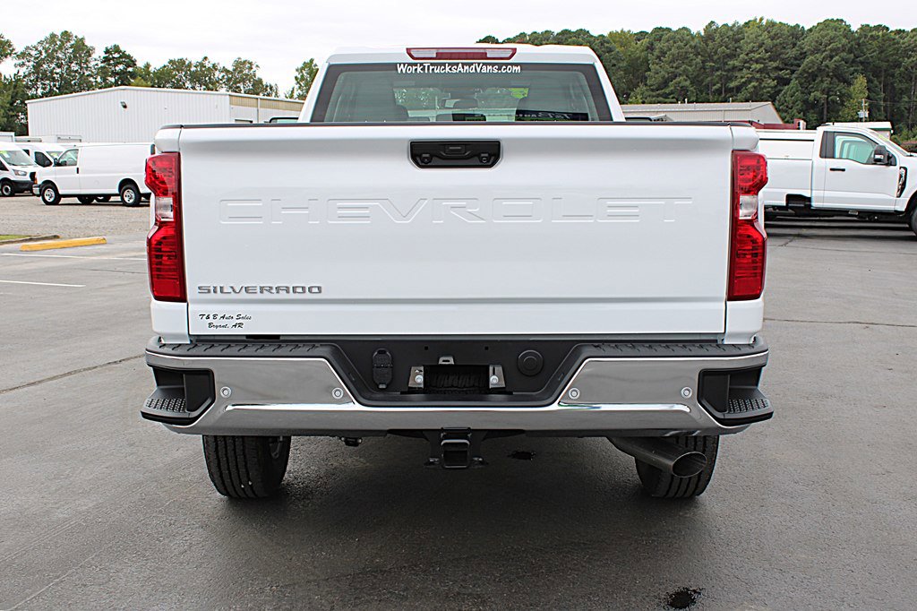 Used 2025 Chevrolet Silverado 2500 W/T w/ WT/CX Safety Package image 9