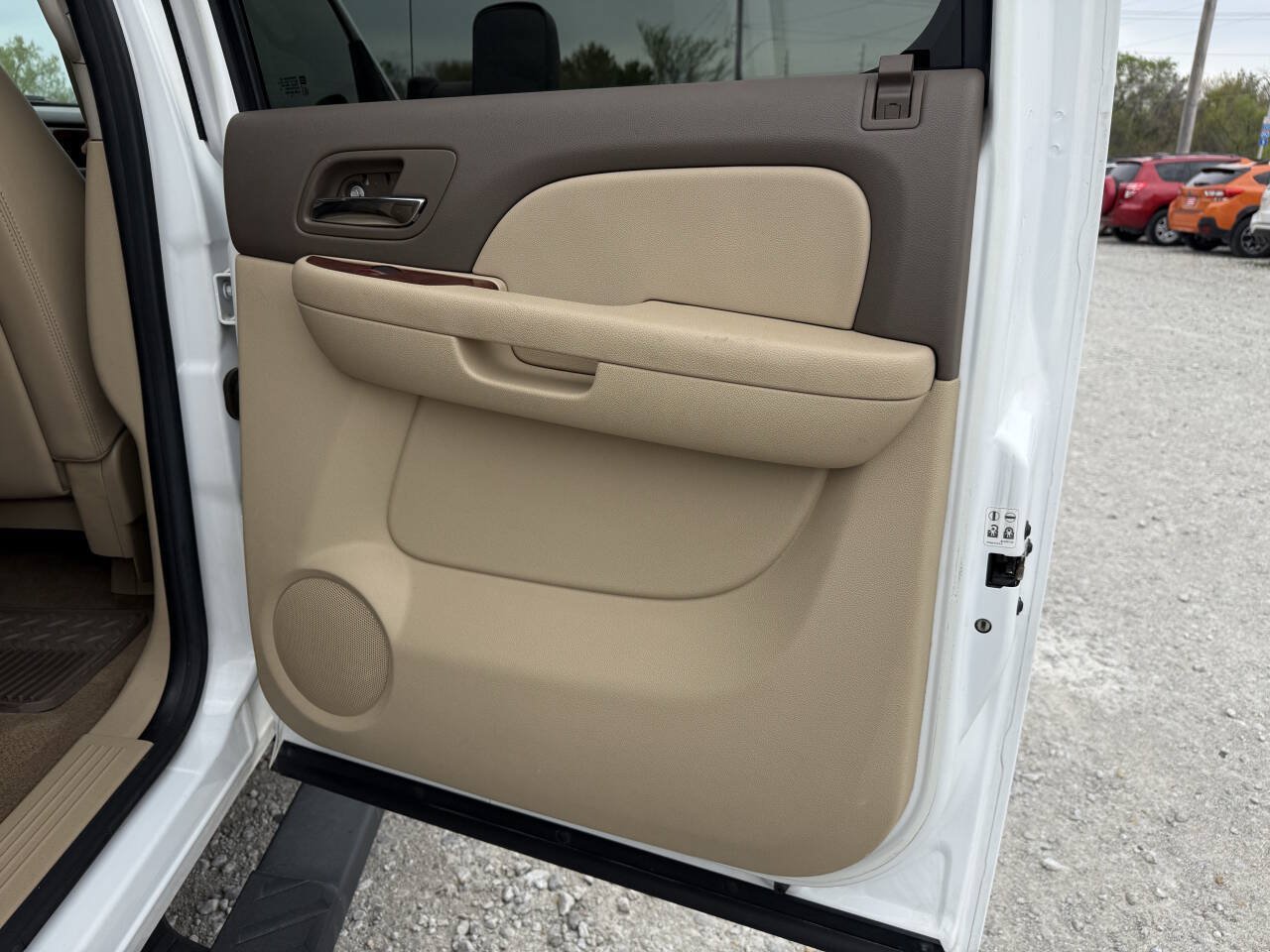 Used 2009 GMC Sierra 3500 SLT AWD/4WD image 20