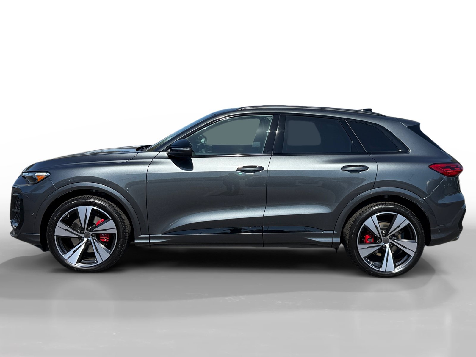New 2026 Audi SQ5 Premium Plus AWD/4WD image 2