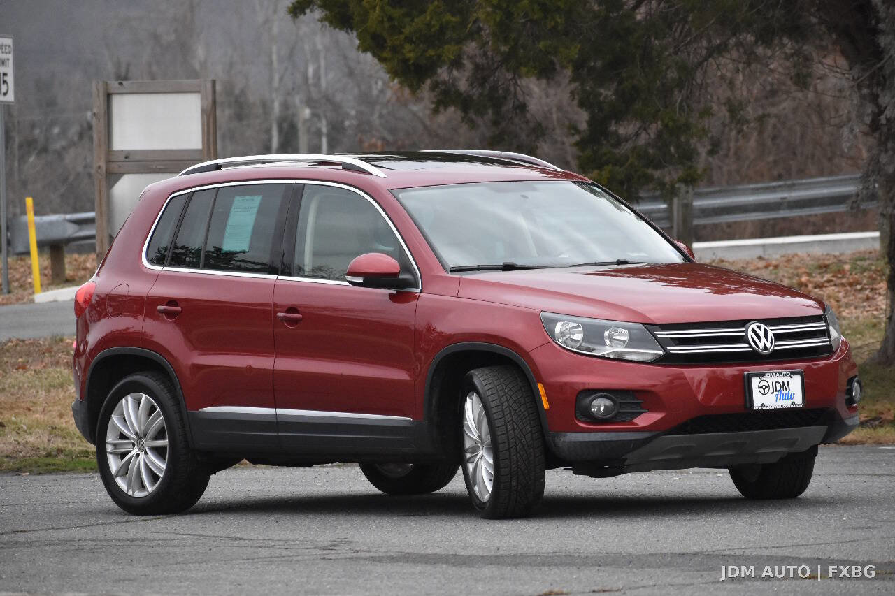 Used 2012 Volkswagen Tiguan S FWD image 4