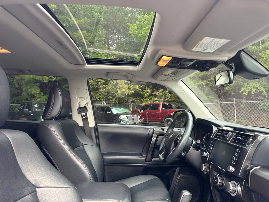 Used 2021 Toyota 4Runner Venture w/ Moonroof Package AWD/4WD image 14