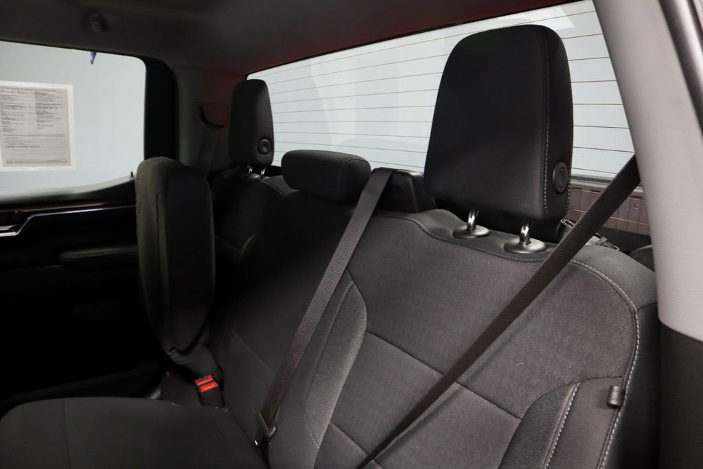 Used 2023 Chevrolet Silverado 1500 LT image 23