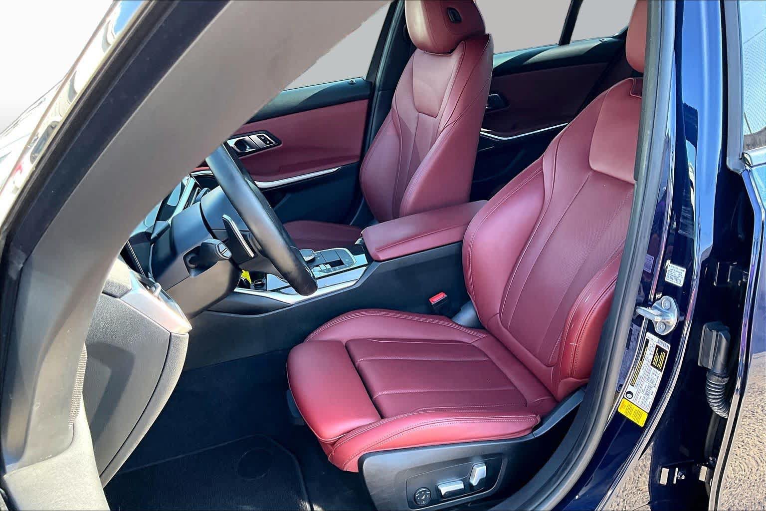 Used 2023 BMW M340i RWD image 7