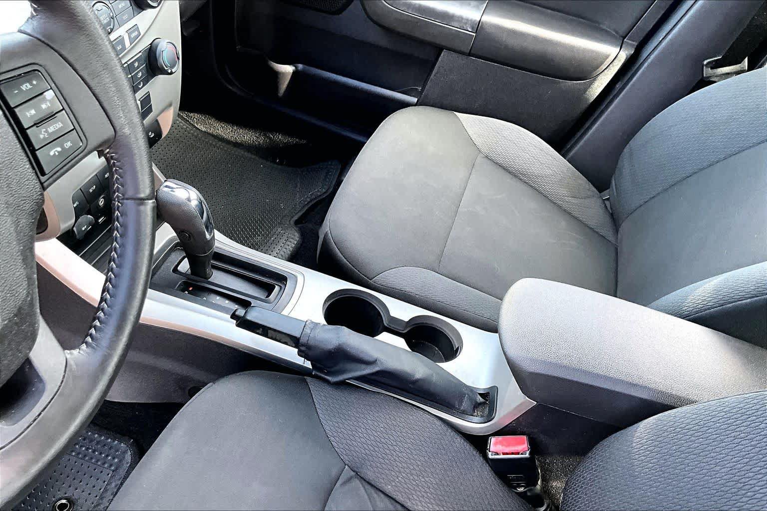 Used 2009 Ford Focus SES FWD image 16
