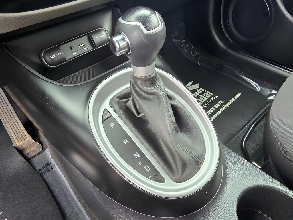 Used 2018 Kia Soul FWD image 17