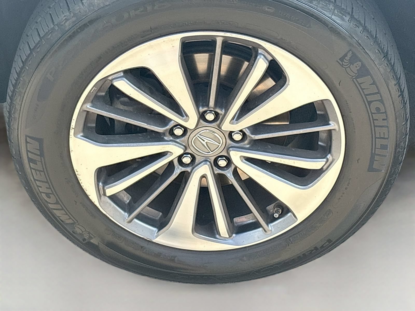 Used 2018 Acura RDX w/ Advance Package AWD/4WD image 32
