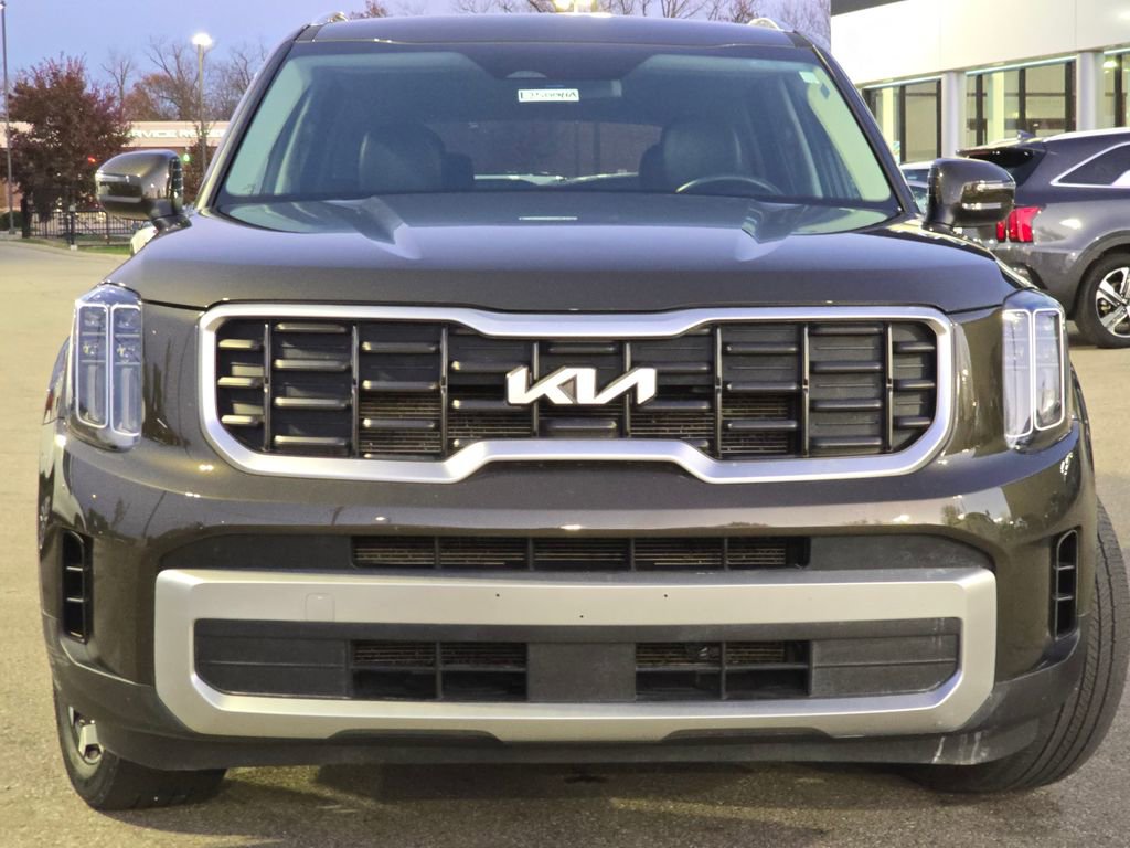 Used 2023 Kia Telluride S image 15