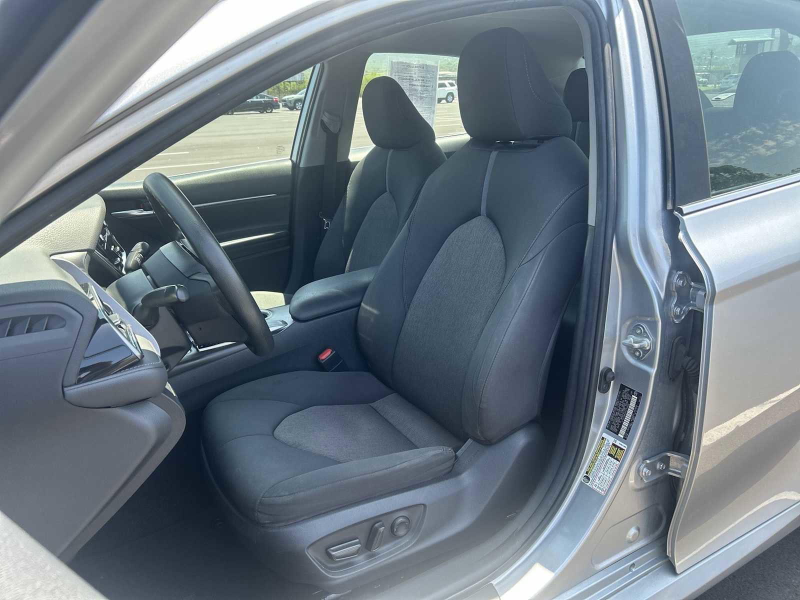 Used 2023 Toyota Camry LE FWD image 13