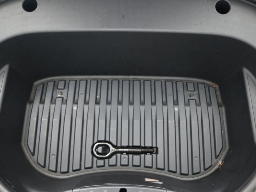 Used 2023 Tesla Model 3 Standard Range image 40