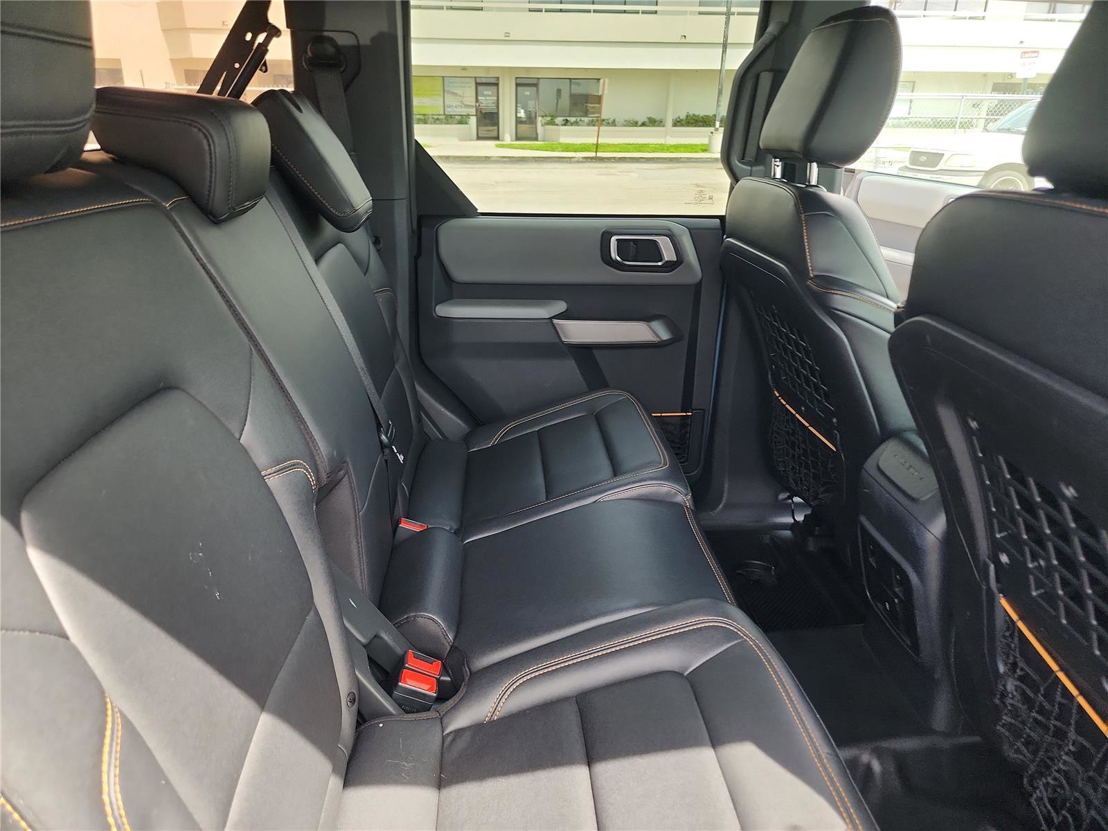 Used 2022 Ford Bronco Badlands image 23