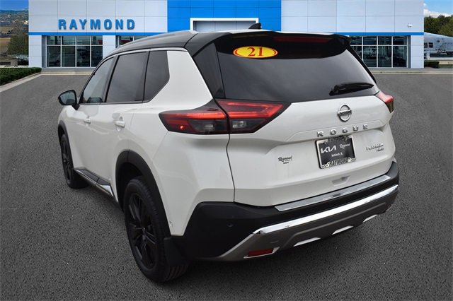 Used 2021 Nissan Rogue Platinum image 5