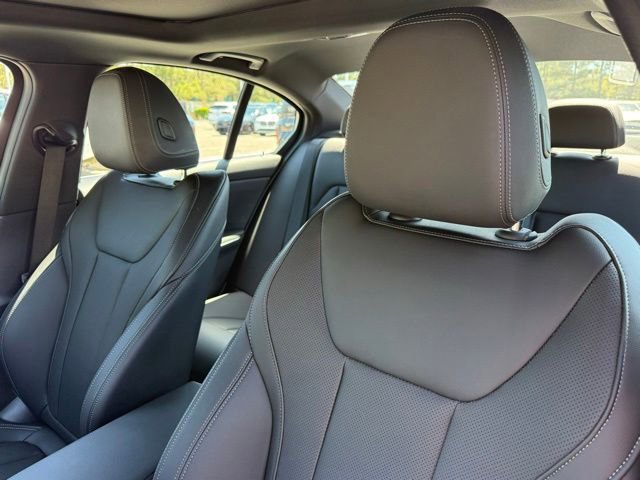 Certified 2024 BMW 330i Sedan w/ Convenience Package RWD image 22