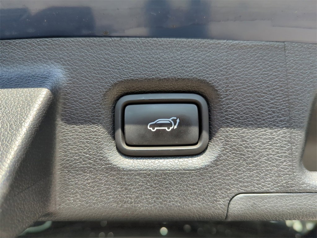 Used 2023 Hyundai Santa Fe SEL image 17