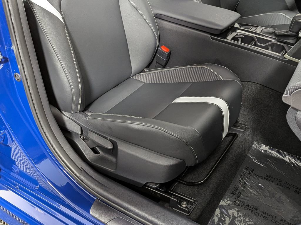 Certified 2025 Toyota Camry SE AWD/4WD image 30