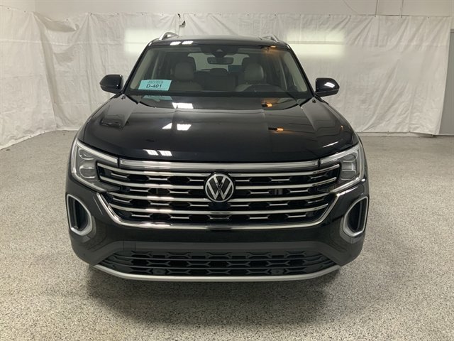 Used 2024 Volkswagen Atlas SEL image 3