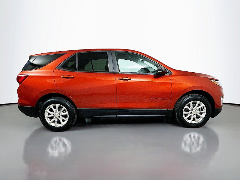 Used 2020 Chevrolet Equinox LS w/ LS Convenience Package image 8