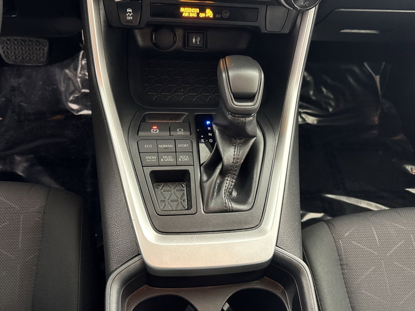 Used 2019 Toyota RAV4 XLE image 21