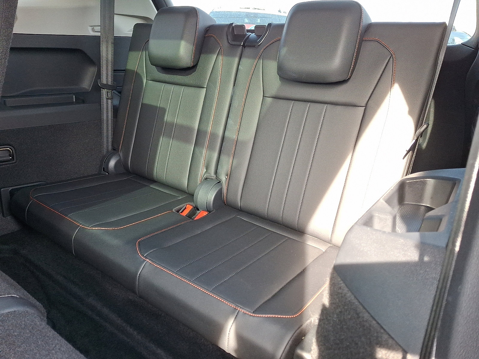 Used 2024 Volkswagen Tiguan Wolfsburg Edition image 12