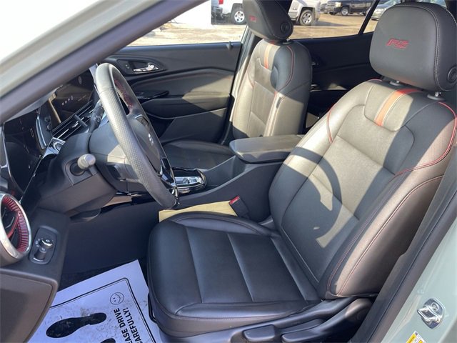 Used 2024 Chevrolet Trax RS w/ Driver Confidence Package image 11